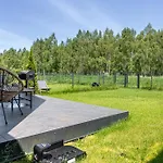 Family-friendly 2bd I Terrace I Parking I Cohost