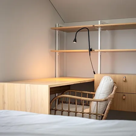 Daire Family-friendly 2bd I Terrace I Parking I Cohost