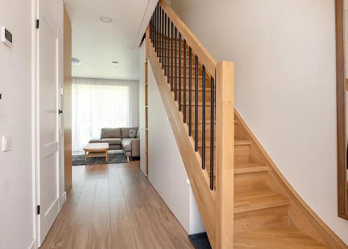 Daire Family-friendly 2bd I Terrace I Parking I Cohost *